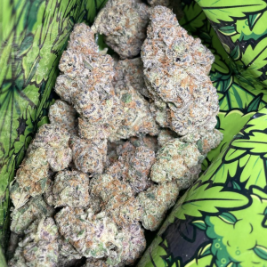 Snooze Pillows Premium Cannabis Flower